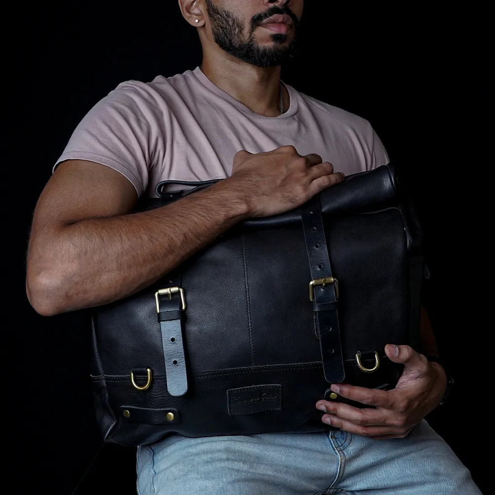 Tanners Pride Large Leather Motorcycle Pannier Bag | Laptop & Travel Saddle Bag - Midnight Black Handcrafted Full-Grain Leather (View 5)