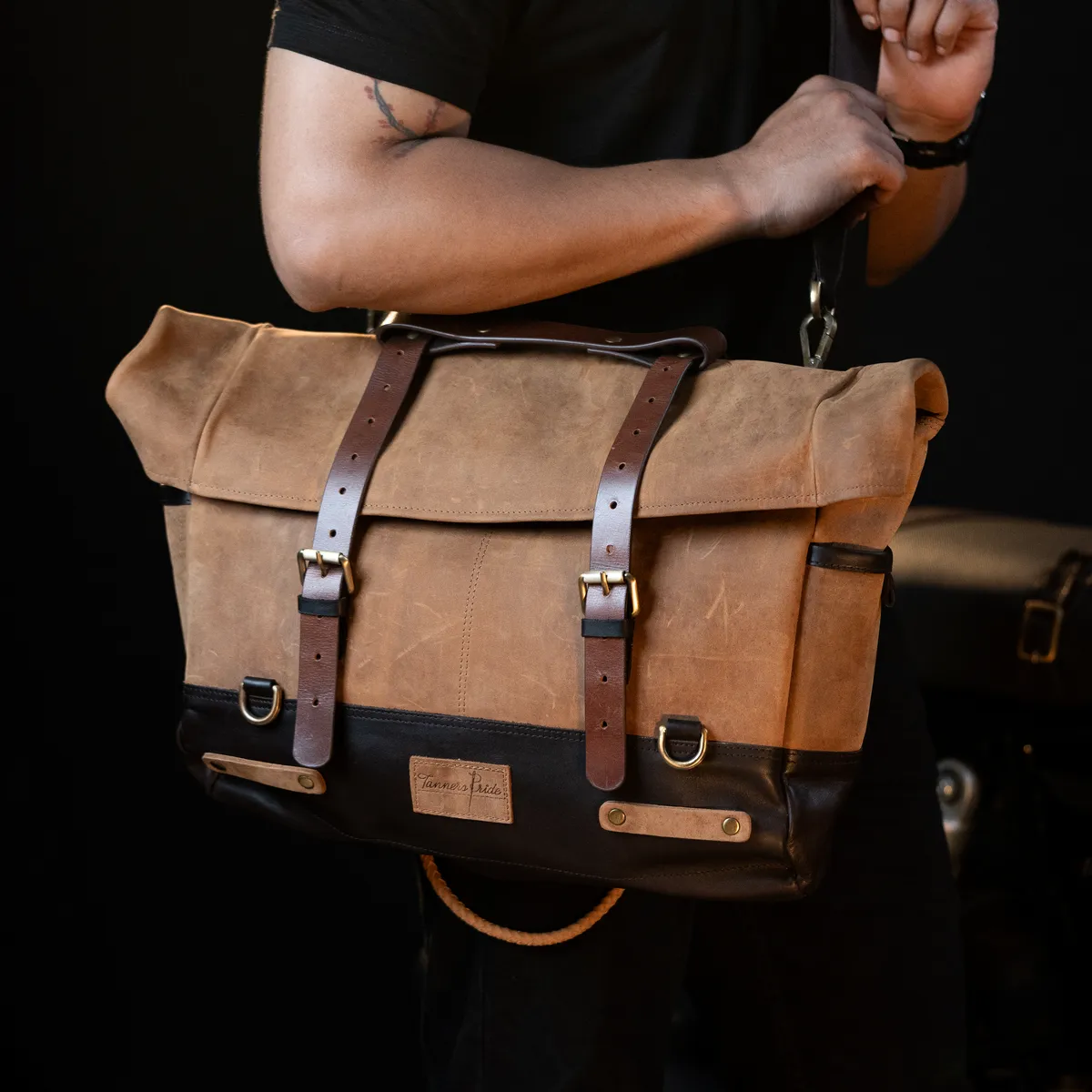 Tanners Pride Large Leather Motorcycle Pannier Bag | Laptop & Travel Saddle Bag - Tobacco Brown Handcrafted Full-Grain Leather (View 6)
