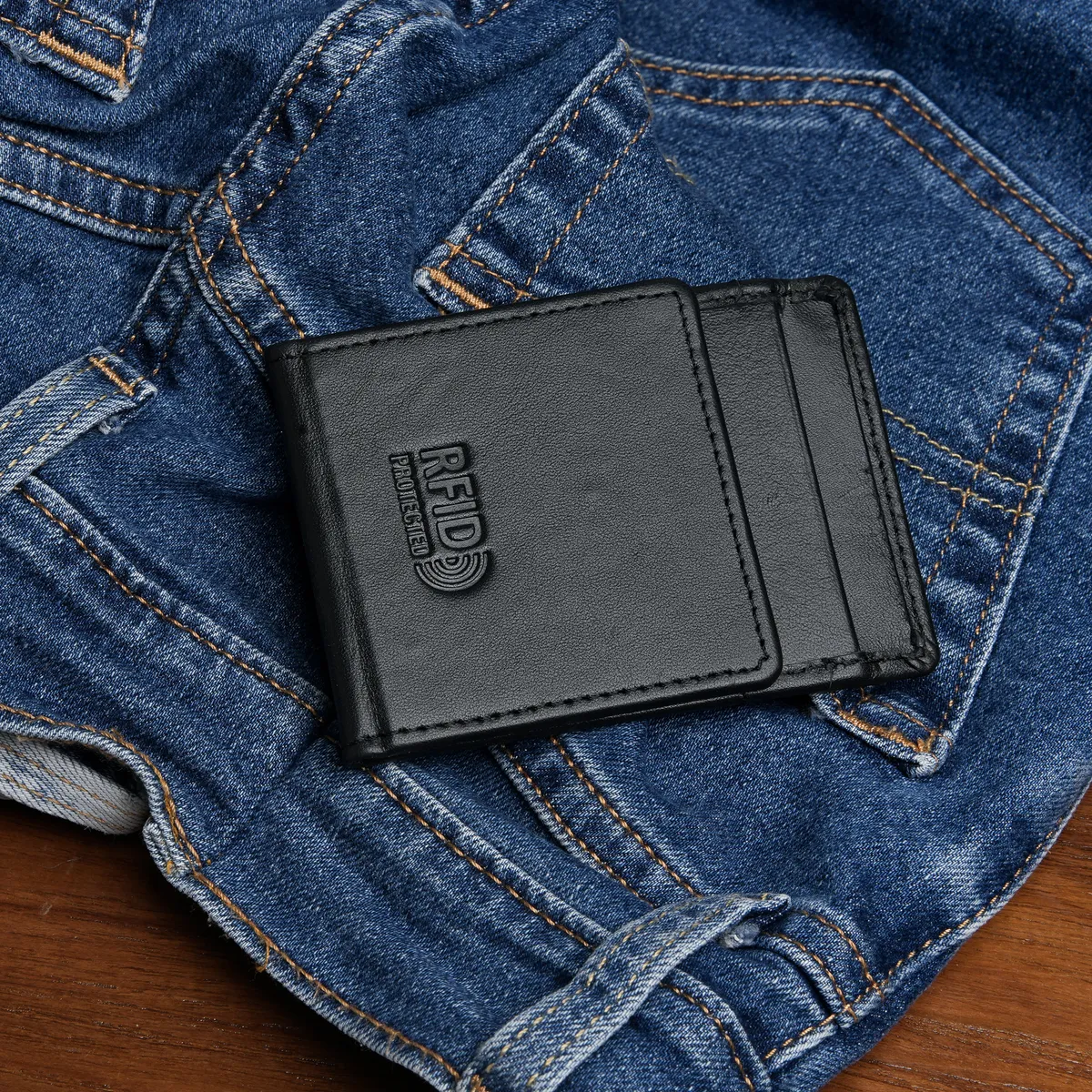 Tanners Pride Doug Magnetic Card Case - Midnight Black Handcrafted Full-Grain Leather (View 9)