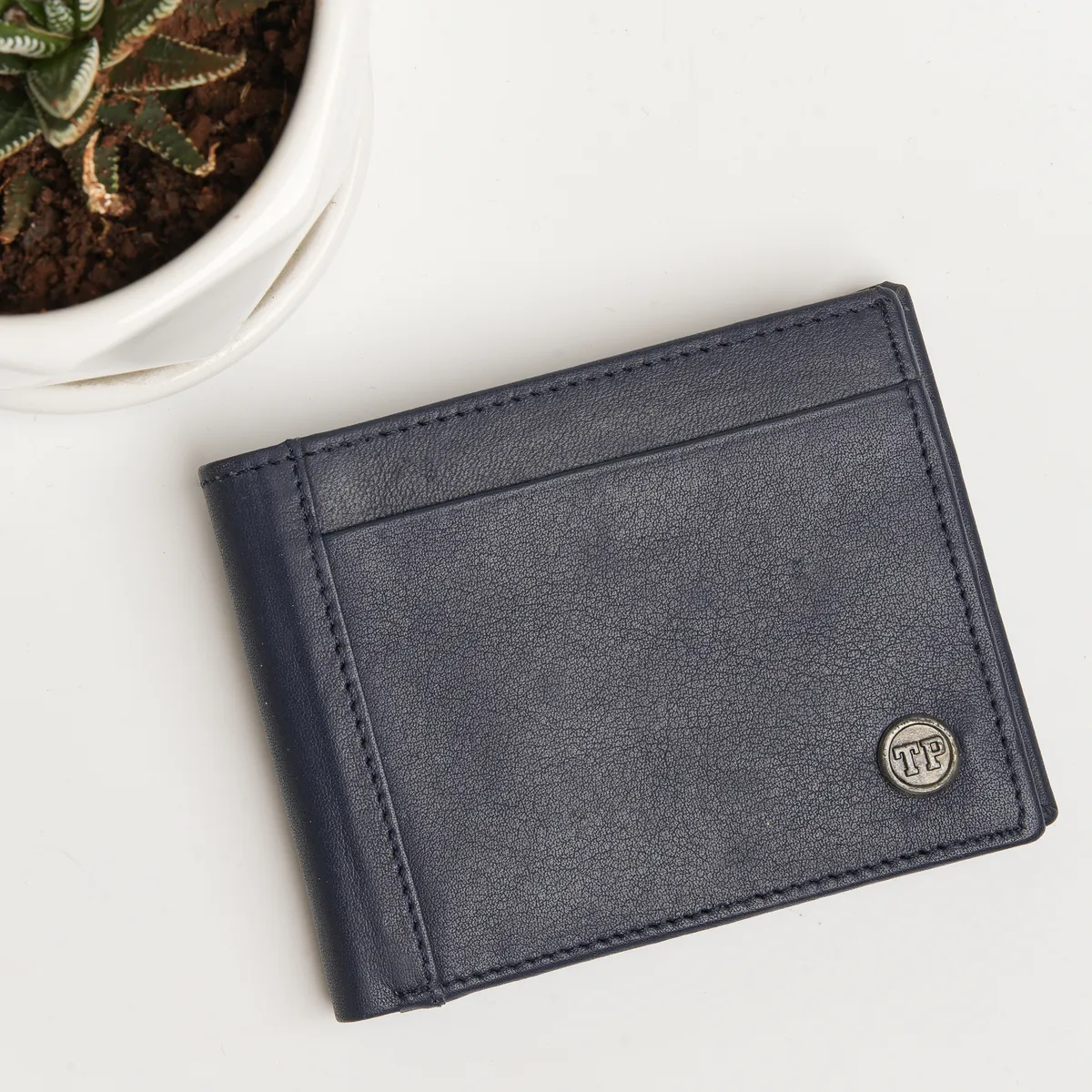 Tanners Pride Foster Bi-fold Wallet - Navy Blue Handcrafted Full-Grain Leather (View 5)