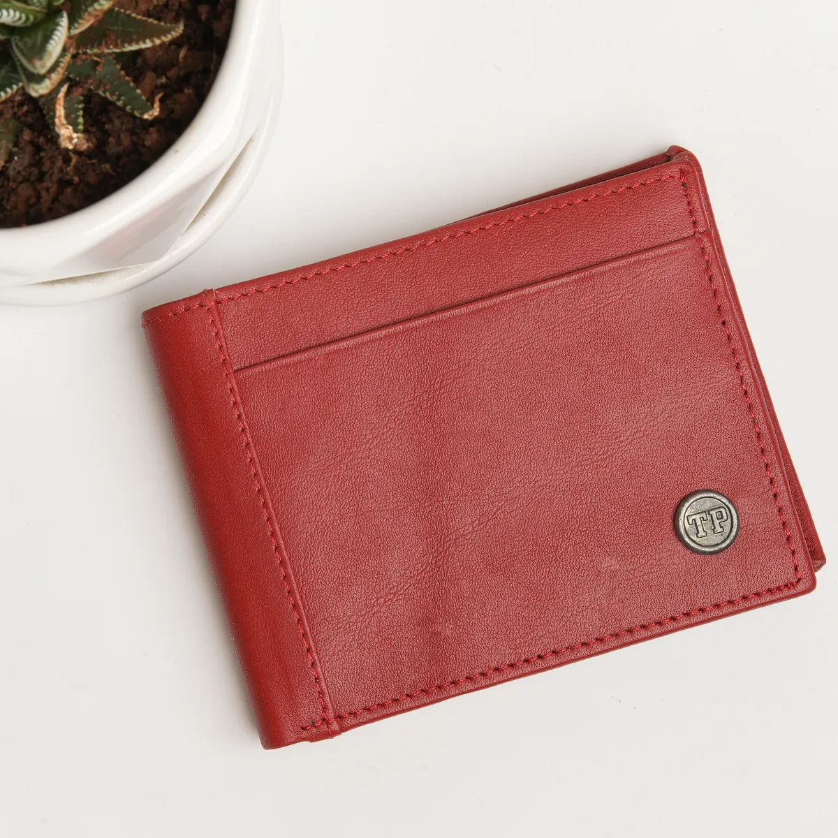 Tanners Pride Foster Bi-fold Wallet - Vintage Red Handcrafted Full-Grain Leather (View 6)