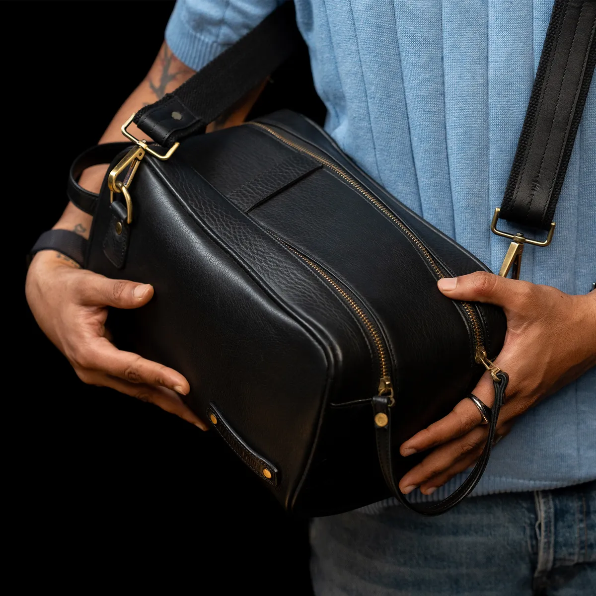 Tanners Pride Goliath Magnetic Motorcycle Tank Bag | Genuine Leather Touring Bag - Midnight Black Handcrafted Full-Grain Leather (View 2)
