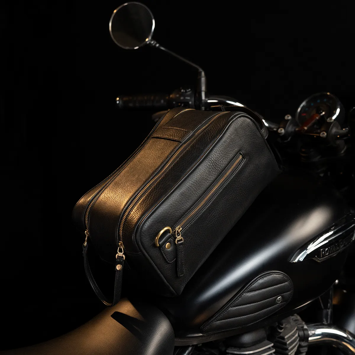 Tanners Pride Goliath Magnetic Motorcycle Tank Bag | Genuine Leather Touring Bag - Midnight Black Handcrafted Full-Grain Leather (View 9)