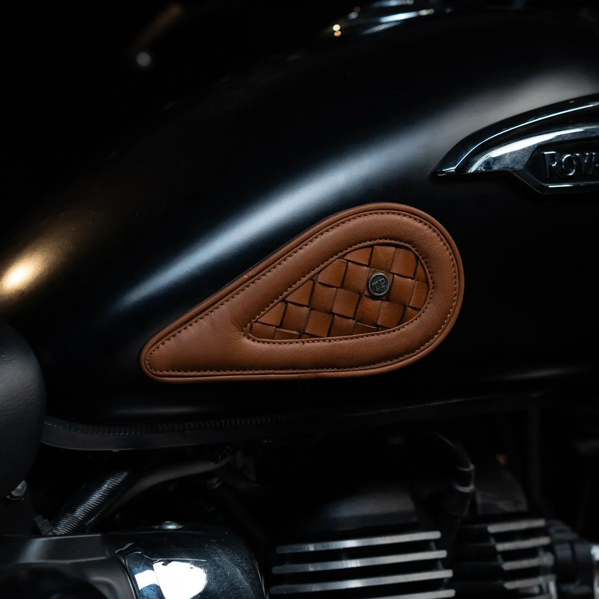 Tanners Pride Handweaved Tankpads (Meteor 350) - Natural Tan Handcrafted Full-Grain Leather (View 2)