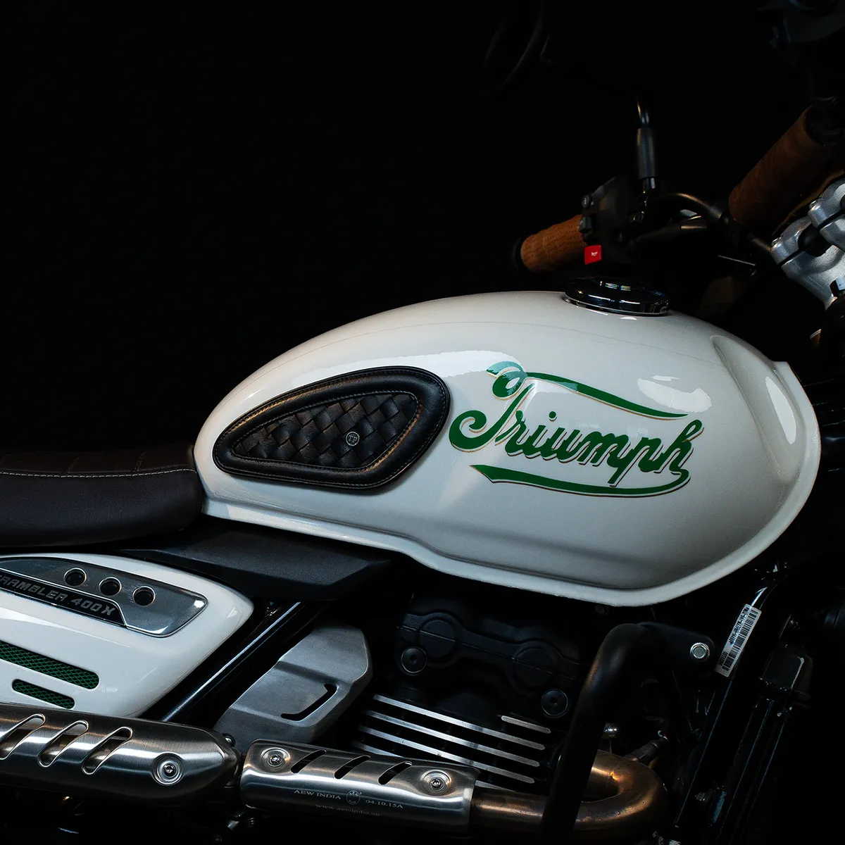 Tanners Pride Handweaved Tankpads (Triumph) - Midnight Black Handcrafted Full-Grain Leather (View 1)
