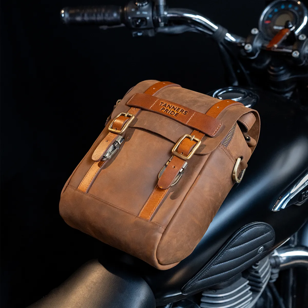 Tanners Pride Magnetic Rockstar Bag - Natural Tan Handcrafted Full-Grain Leather (View 5)