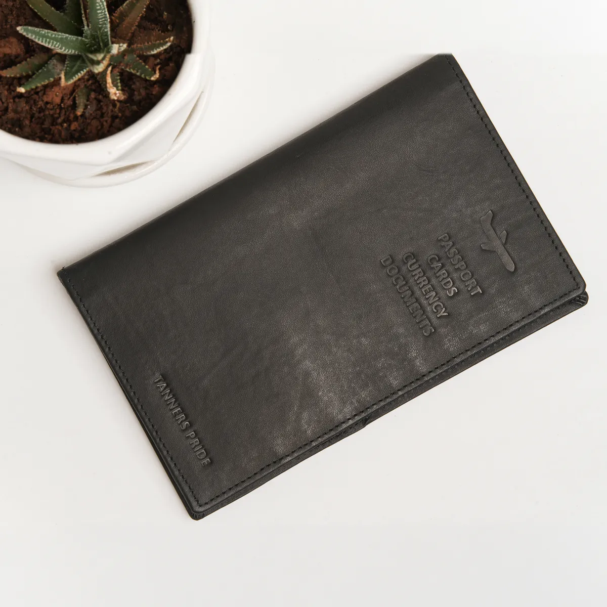 Tanners Pride The Nomad Passport Case - Midnight Black Handcrafted Full-Grain Leather (View 4)