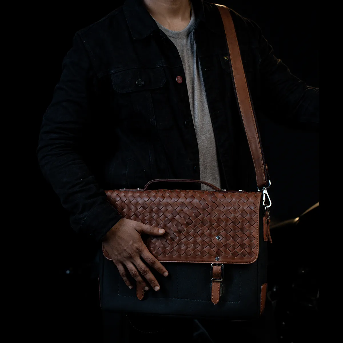 Tanners Pride Protector Genuine Leather Laptop Bag for Men | Office Briefcase - Midnight Black Handcrafted Full-Grain Leather (View 20)