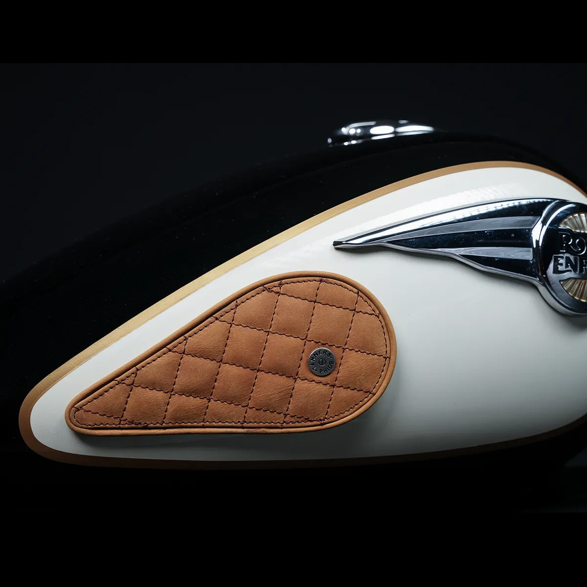 Tanners Pride Raised Diamond Tankpad (Super Meteor 650) - Tobacco Brown Handcrafted Full-Grain Leather (View 3)