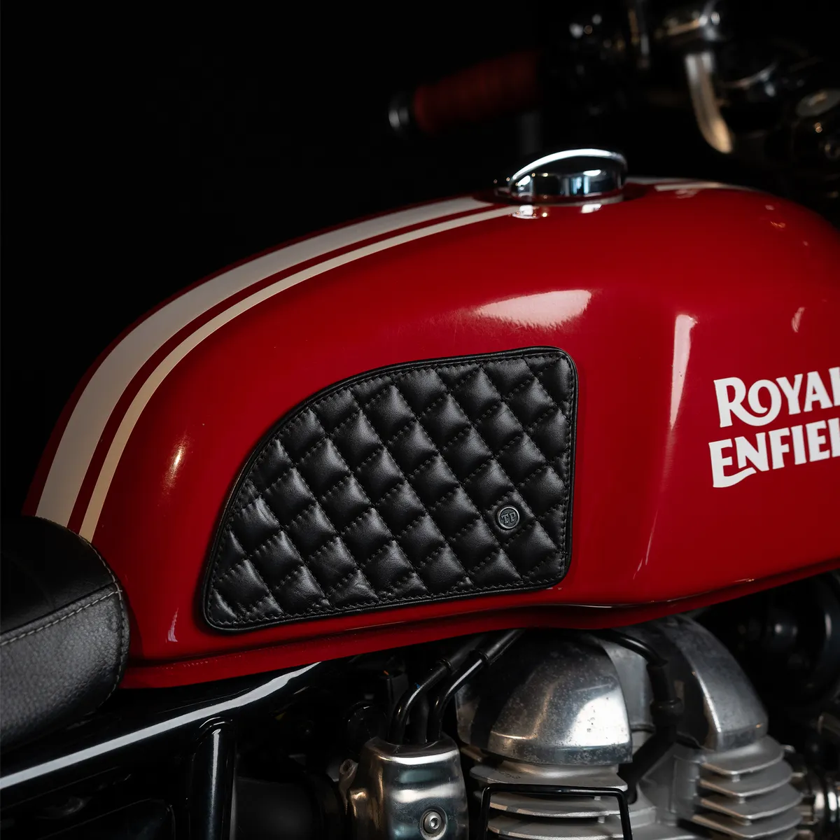 Tanners Pride Raised Diamond Tankpad (GT 650) - Midnight Black Handcrafted Full-Grain Leather (View 15)