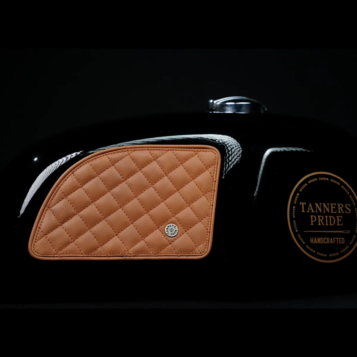 Tanners Pride Raised Diamond Tankpad (GT 650) - Natural Tan Handcrafted Full-Grain Leather (View 1)