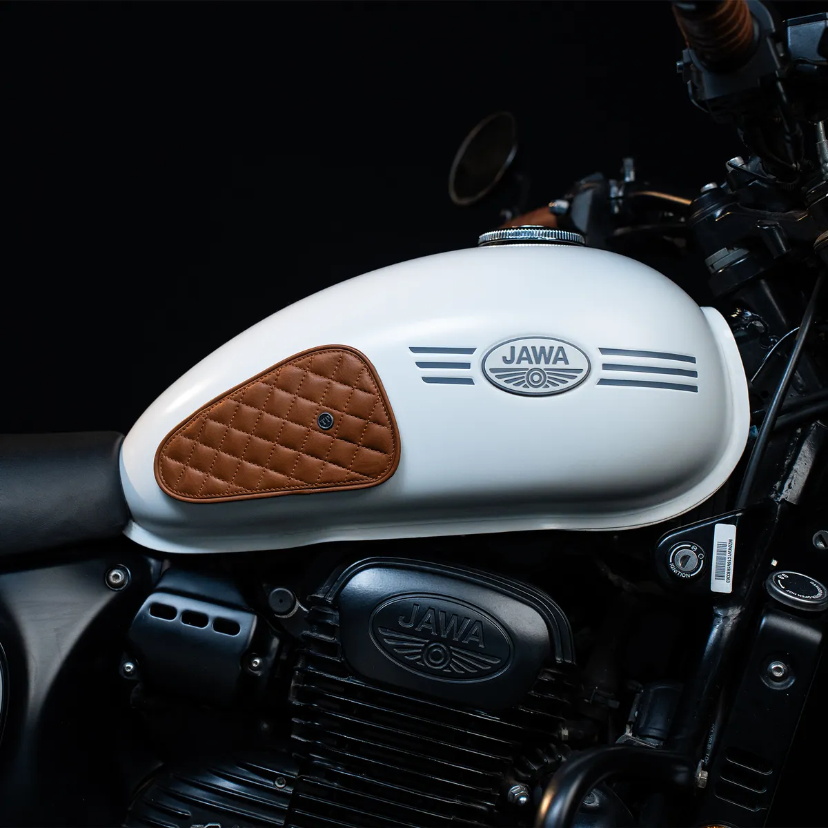 Tanners Pride Raised Diamond Tankpads (Jawa) - Natural Tan Handcrafted Full-Grain Leather (View 5)