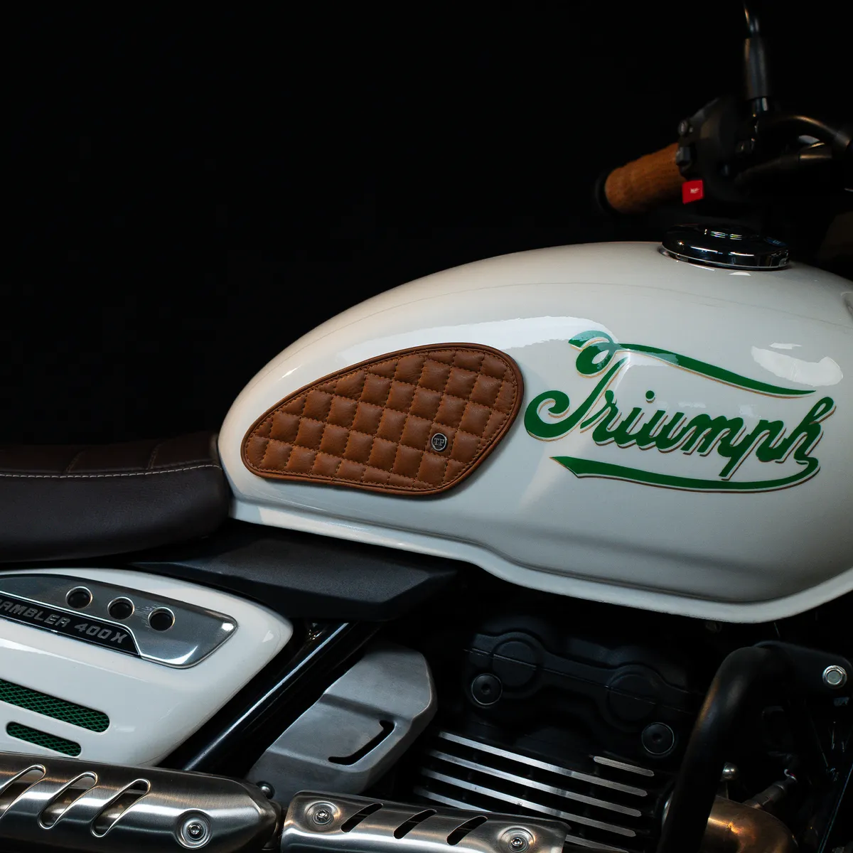Tanners Pride Raised Diamond Tankpads (Triumph) - Natural Tan Handcrafted Full-Grain Leather (View 1)