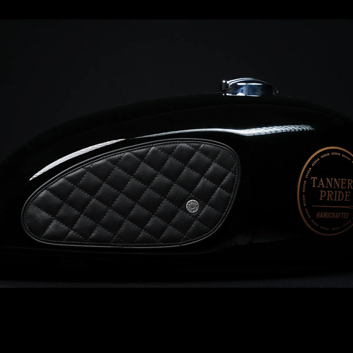 Tanners Pride Raised Diamond Tankpads (Interceptor 650) - Midnight Black Handcrafted Full-Grain Leather (View 4)
