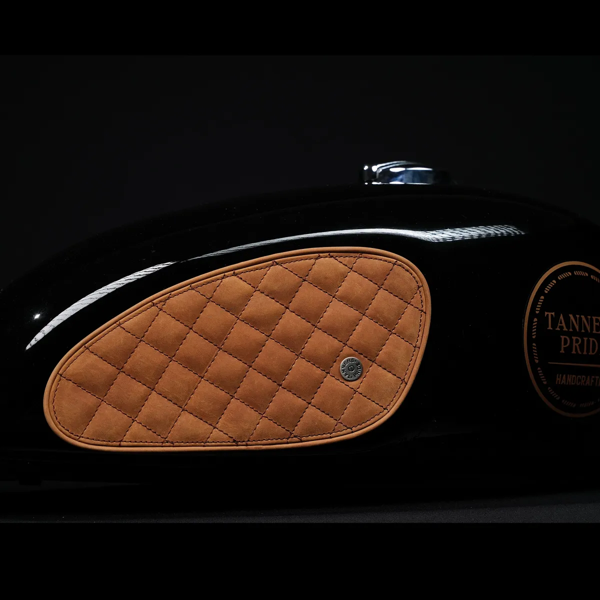 Tanners Pride Raised Diamond Tankpads (Interceptor 650) - Tobacco Brown Handcrafted Full-Grain Leather (View 10)