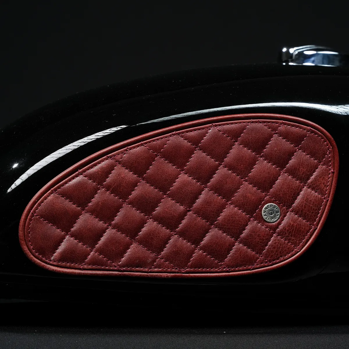 Tanners Pride Raised Diamond Tankpads (Interceptor 650) - Vintage Red Handcrafted Full-Grain Leather (View 12)