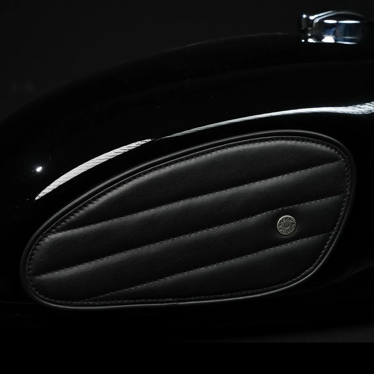 Tanners Pride Straight Tankpads (Interceptor 650) - Midnight Black Handcrafted Full-Grain Leather (View 4)