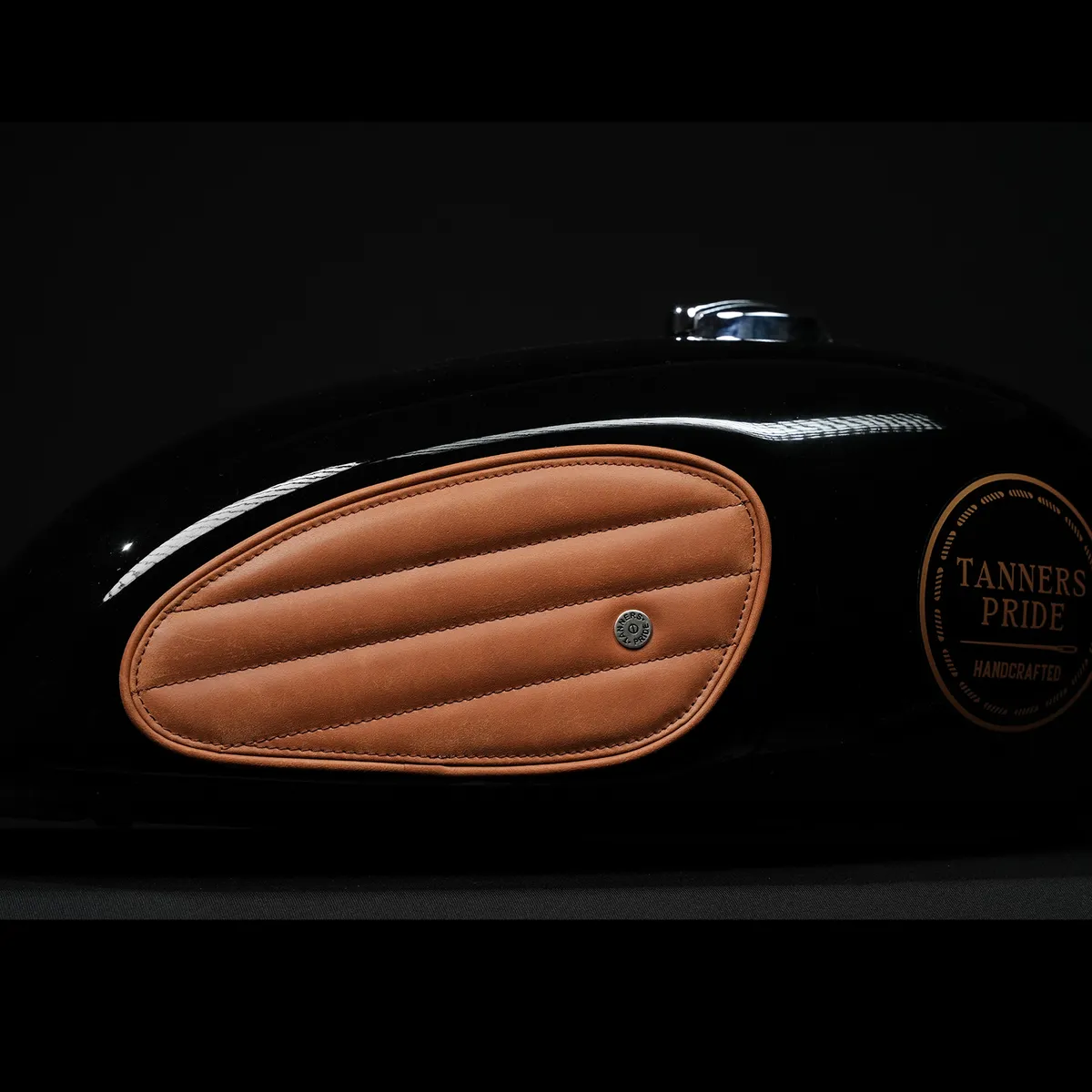 Tanners Pride Straight Tankpads (Interceptor 650) - Natural Tan Handcrafted Full-Grain Leather (View 2)