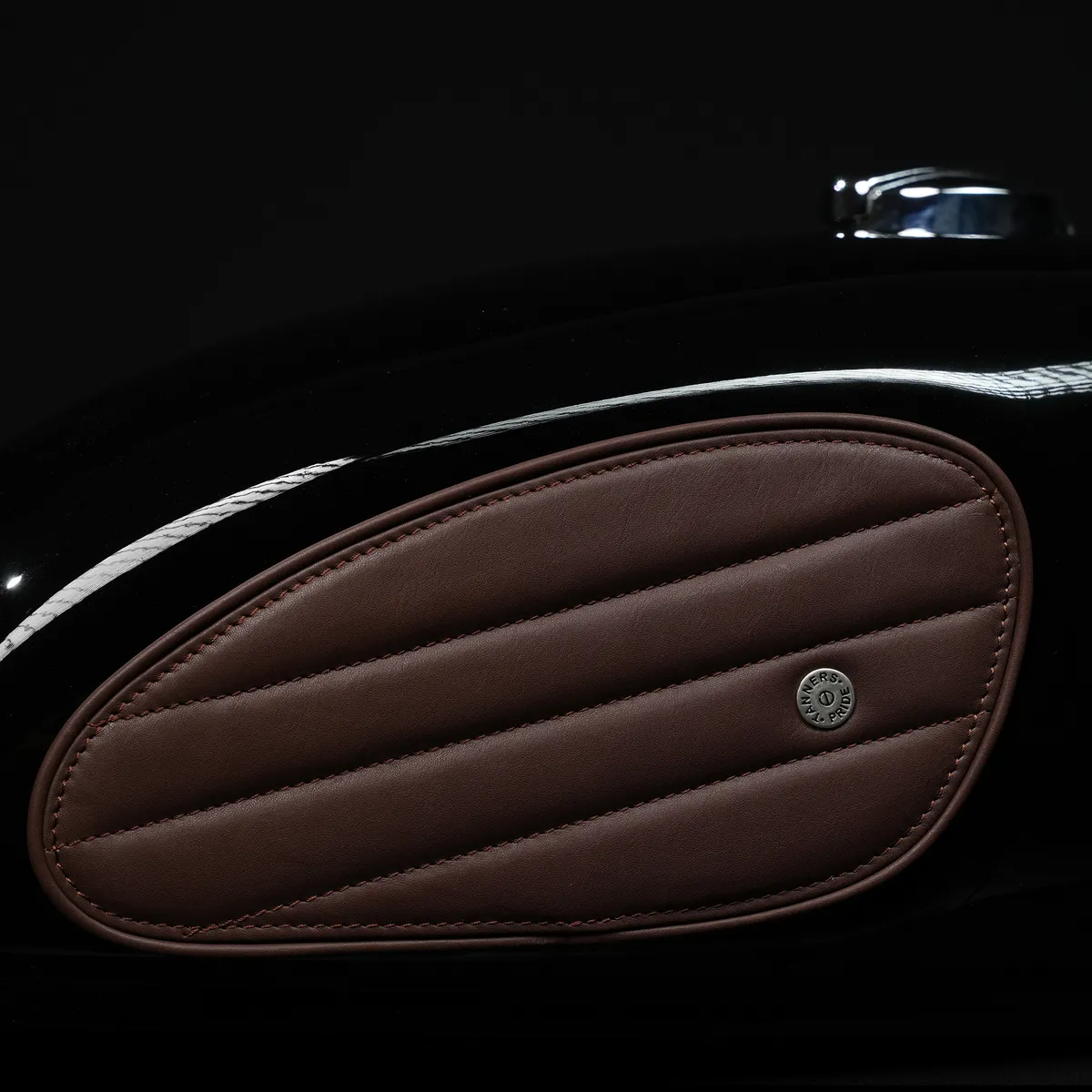 Tanners Pride Straight Tankpads (Interceptor 650) - Tobacco Brown Handcrafted Full-Grain Leather (View 15)