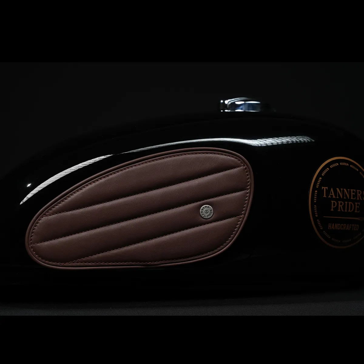 Tanners Pride Straight Tankpads (Interceptor 650) - Tobacco Brown Handcrafted Full-Grain Leather (View 3)