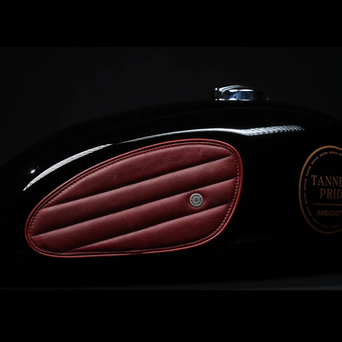 Tanners Pride Straight Tankpads (Interceptor 650) - Vintage Red Handcrafted Full-Grain Leather (View 11)