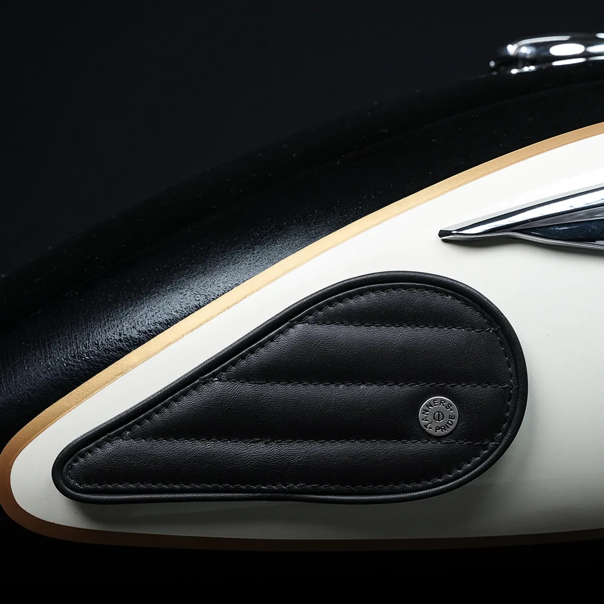 Tanners Pride Straight Tankpads (Meteor 350) - Midnight Black Handcrafted Full-Grain Leather (View 10)