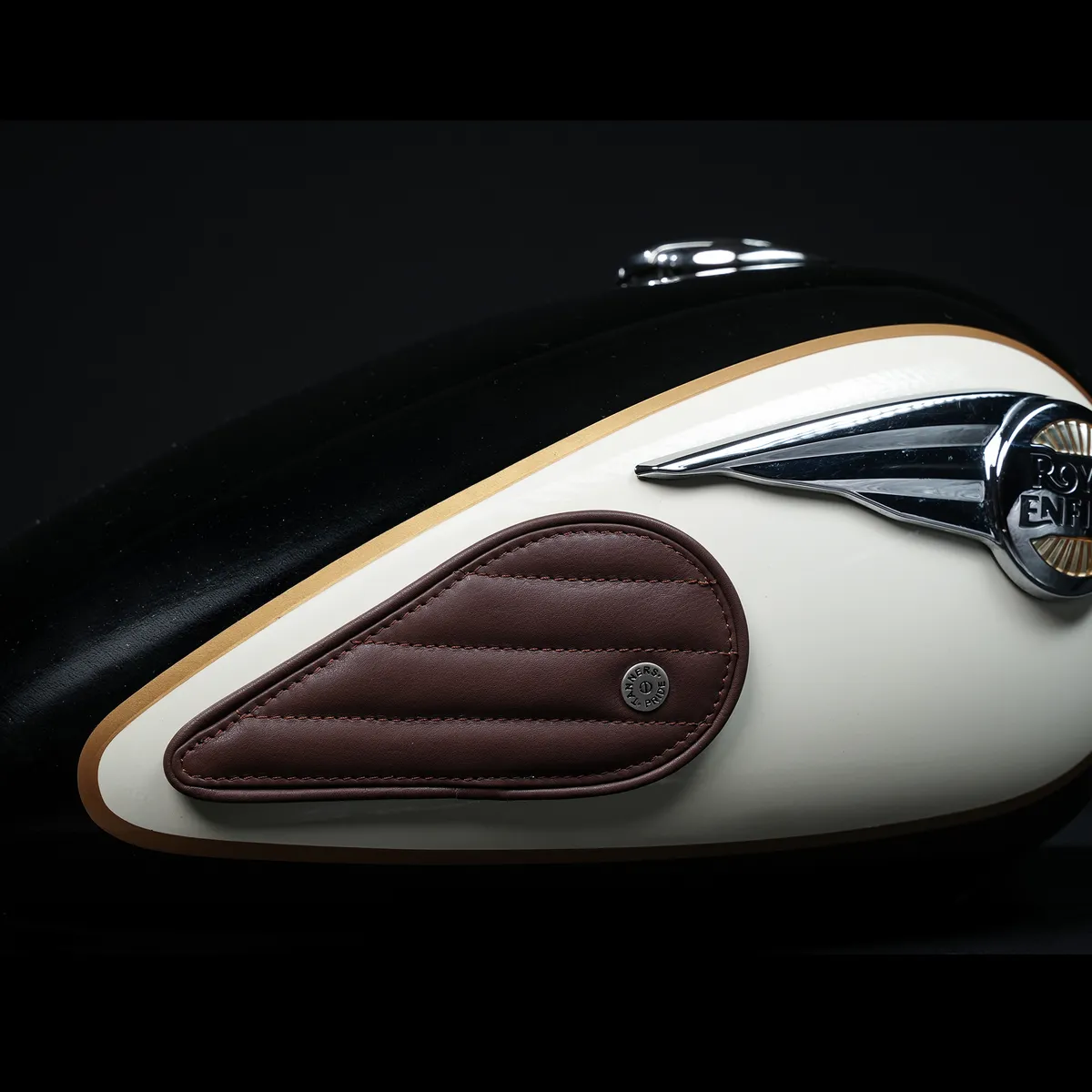 Tanners Pride Straight Tankpads (Super Meteor 650) - Tobacco Brown Handcrafted Full-Grain Leather (View 8)
