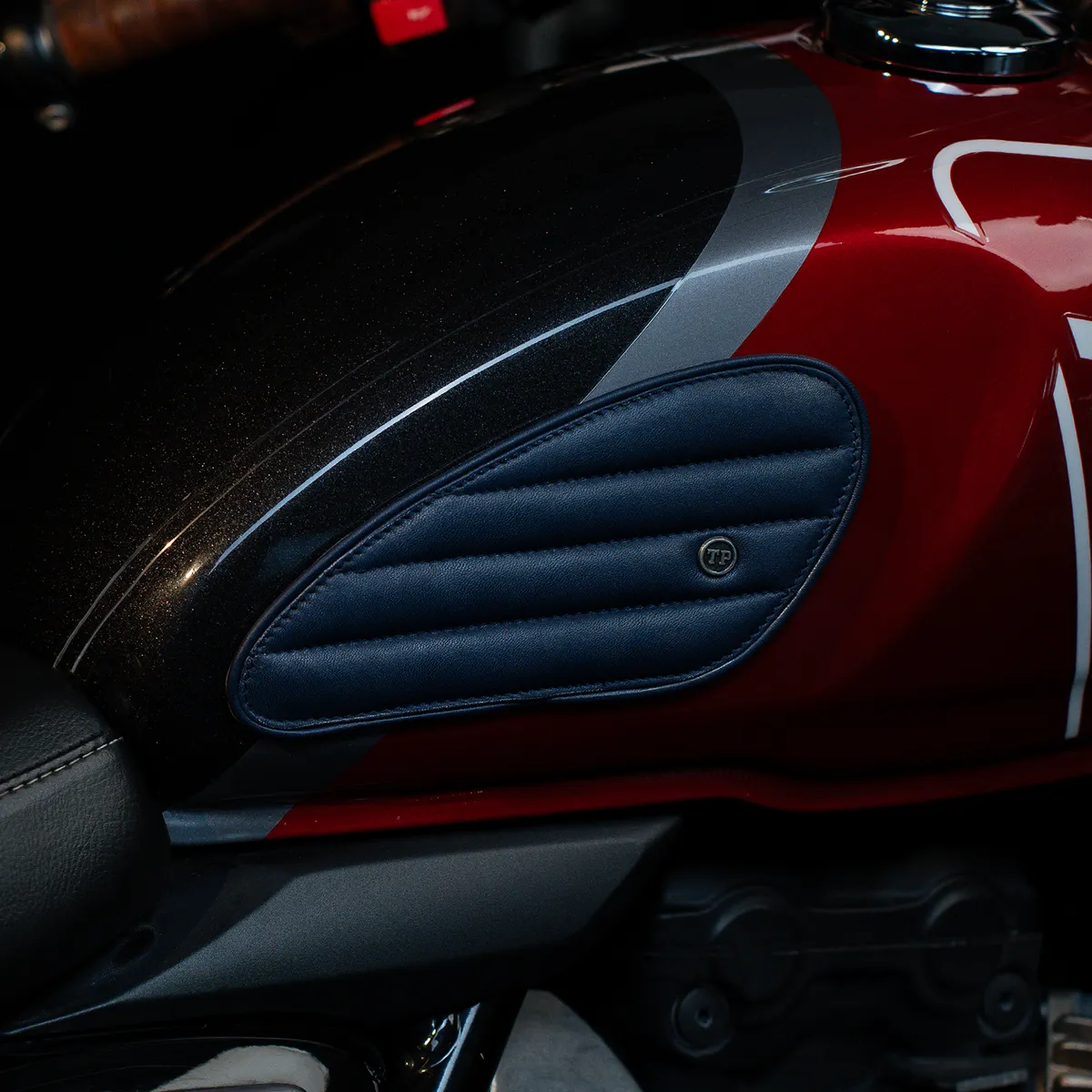 Tanners Pride Straight Tankpads (Triumph) - Navy Blue Handcrafted Full-Grain Leather (View 2)