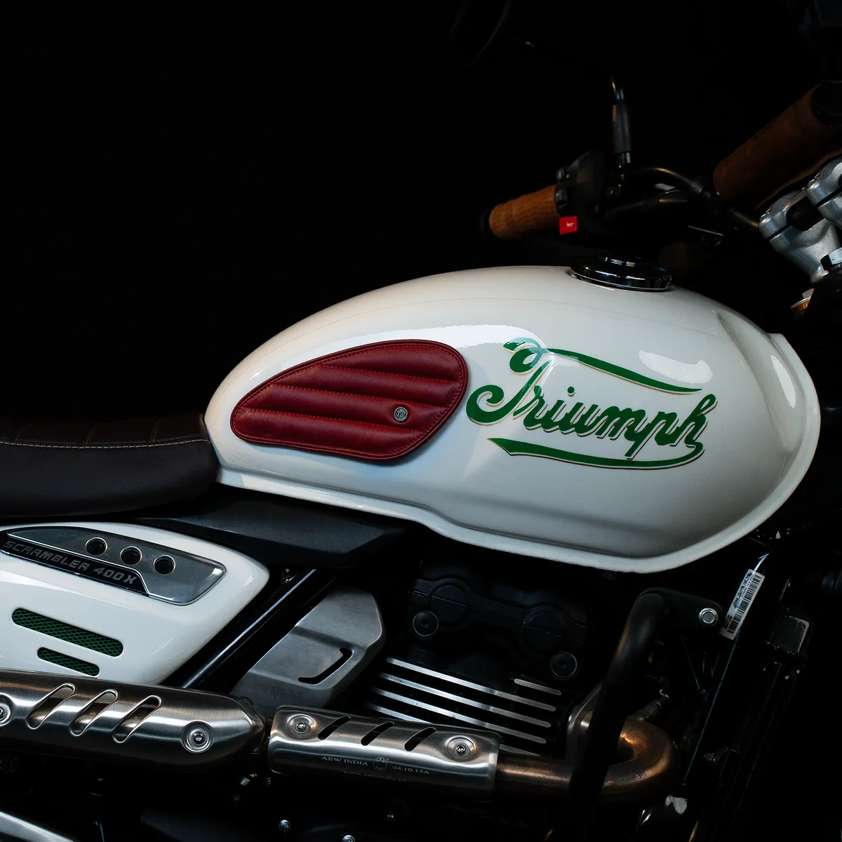 Tanners Pride Straight Tankpads (Triumph) - Vintage Red Handcrafted Full-Grain Leather (View 1)