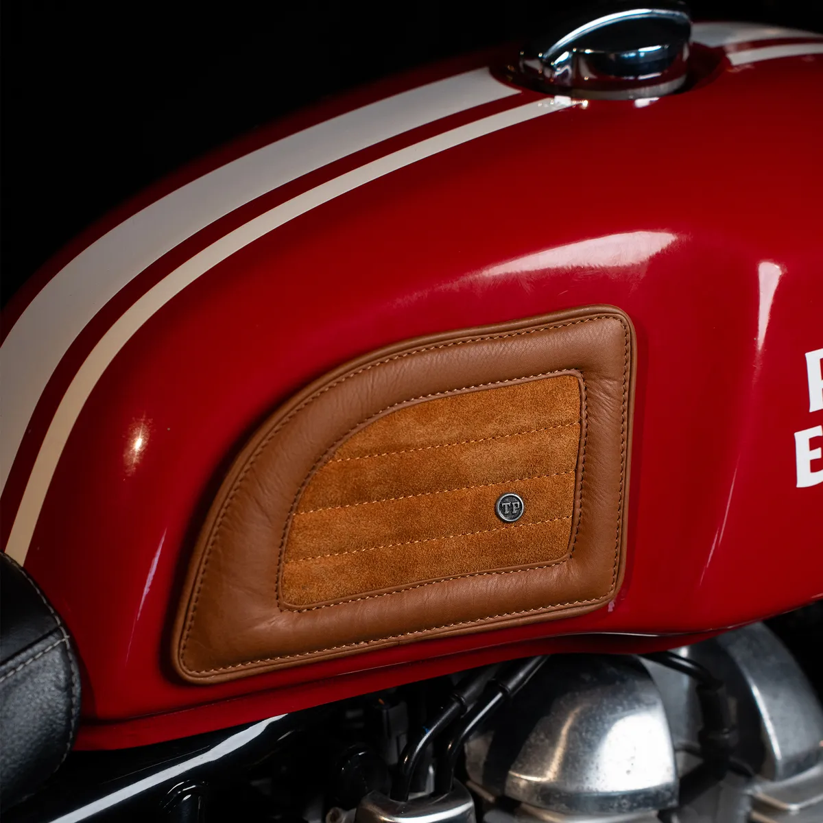 Tanners Pride Swede Tankpad (GT 650) - Natural Tan Handcrafted Full-Grain Leather (View 6)