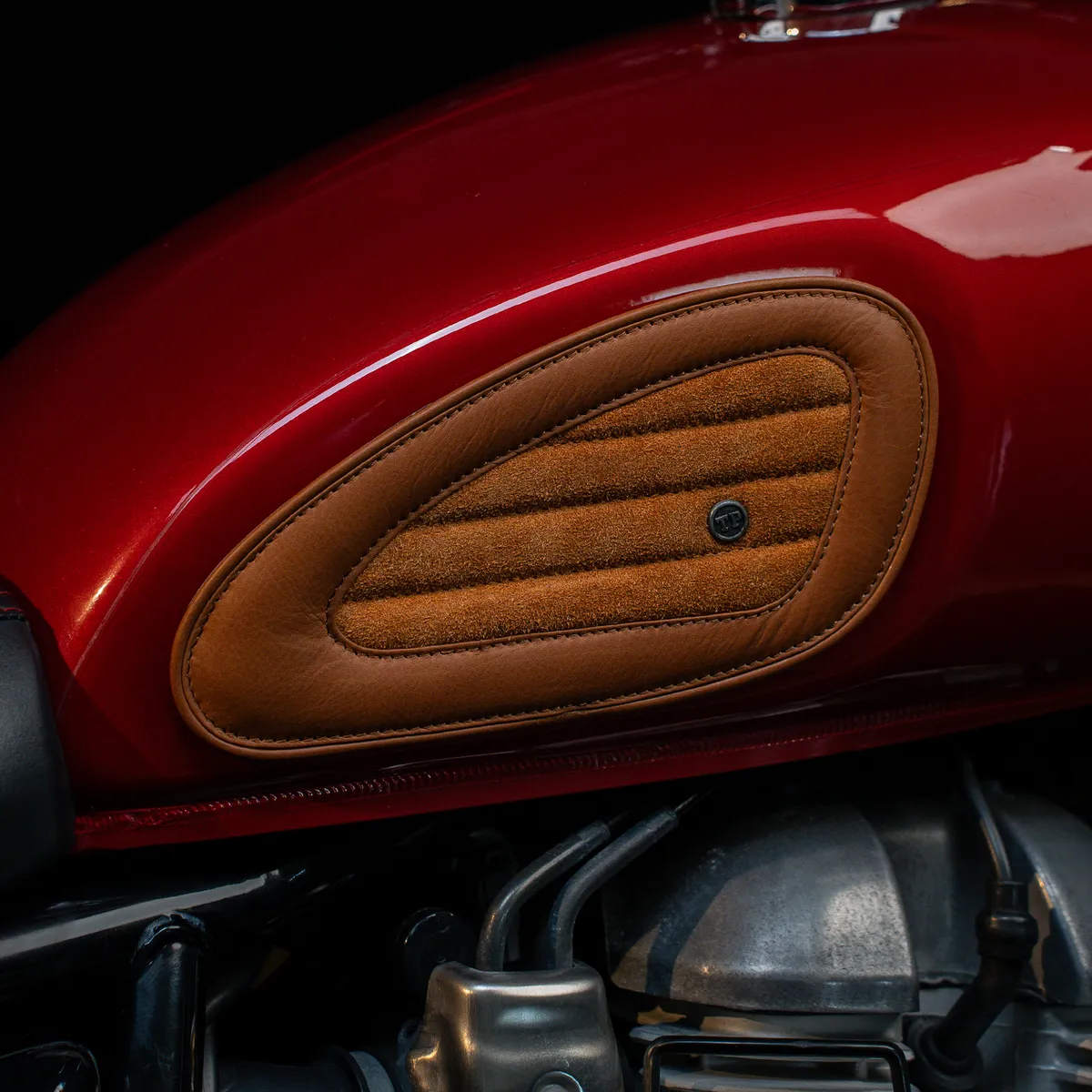 Tanners Pride Swede Tankpads (Interceptor 650) - Natural Tan Handcrafted Full-Grain Leather (View 1)