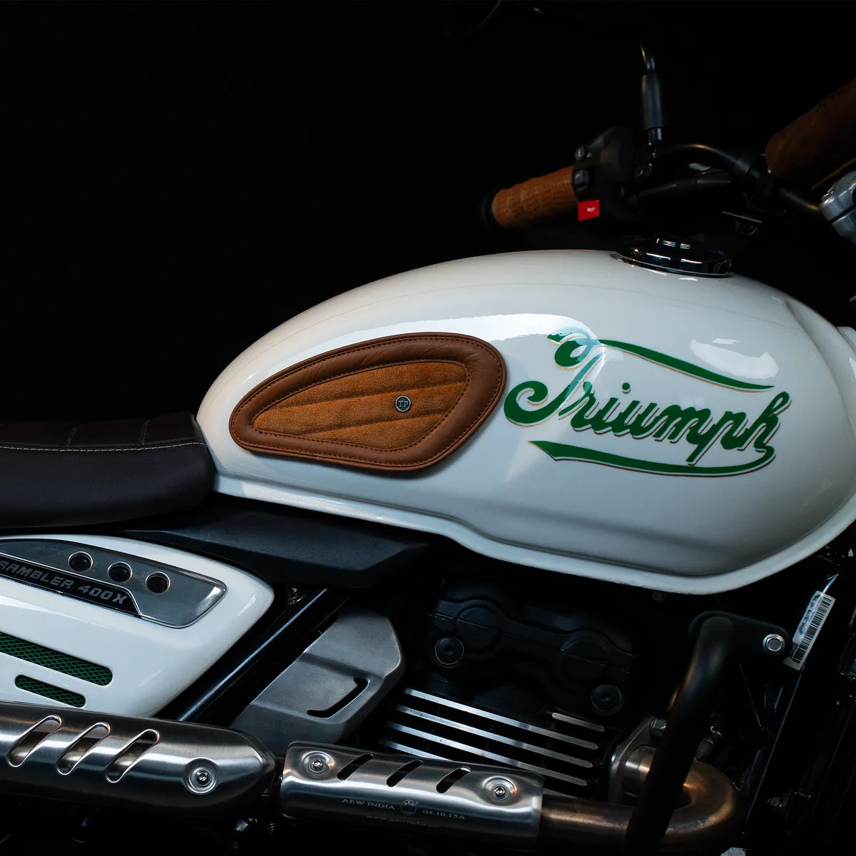 Tanners Pride Swede Tankpads (Triumph) - Natural Tan Handcrafted Full-Grain Leather (View 1)