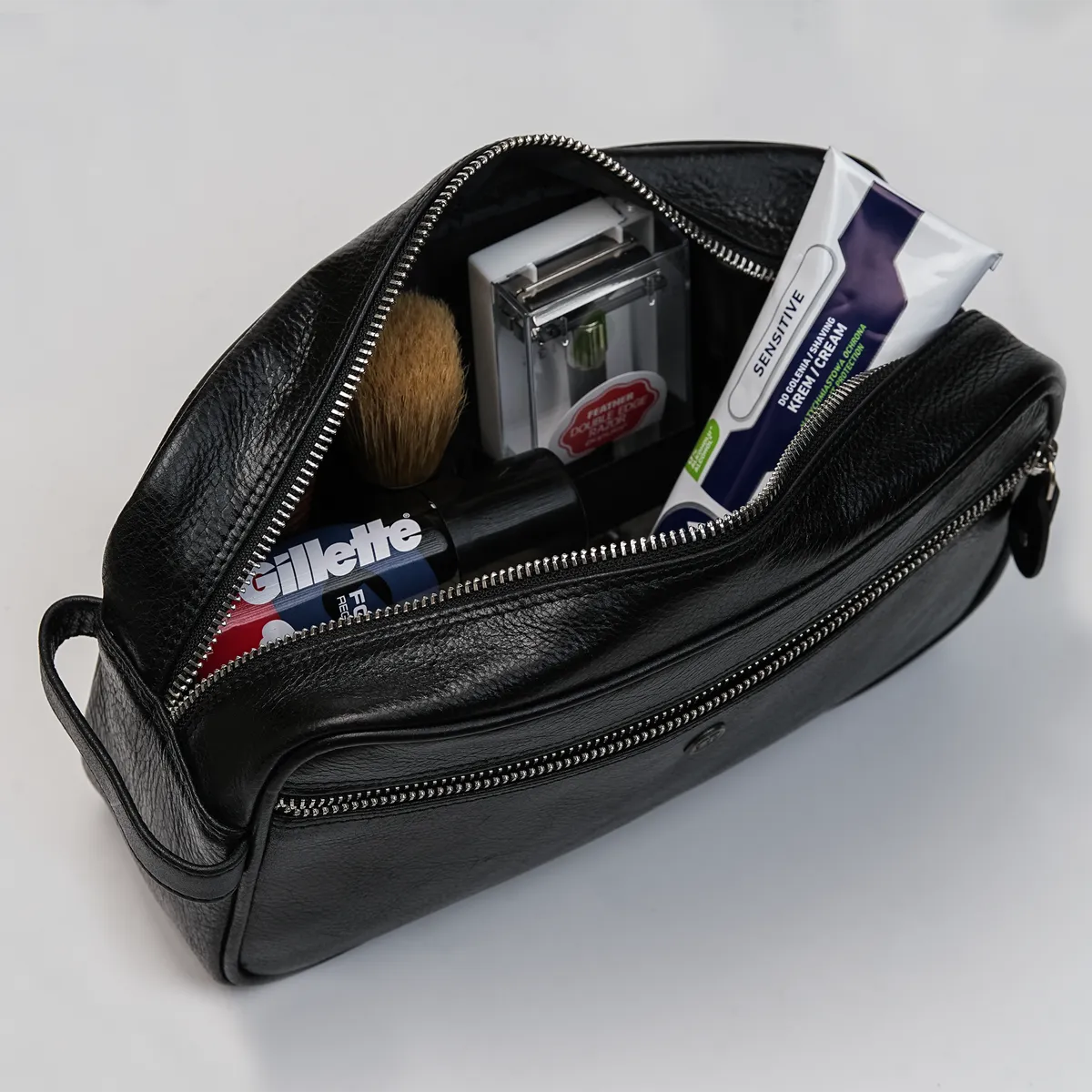 The Ascot Single Zipped Men's Case