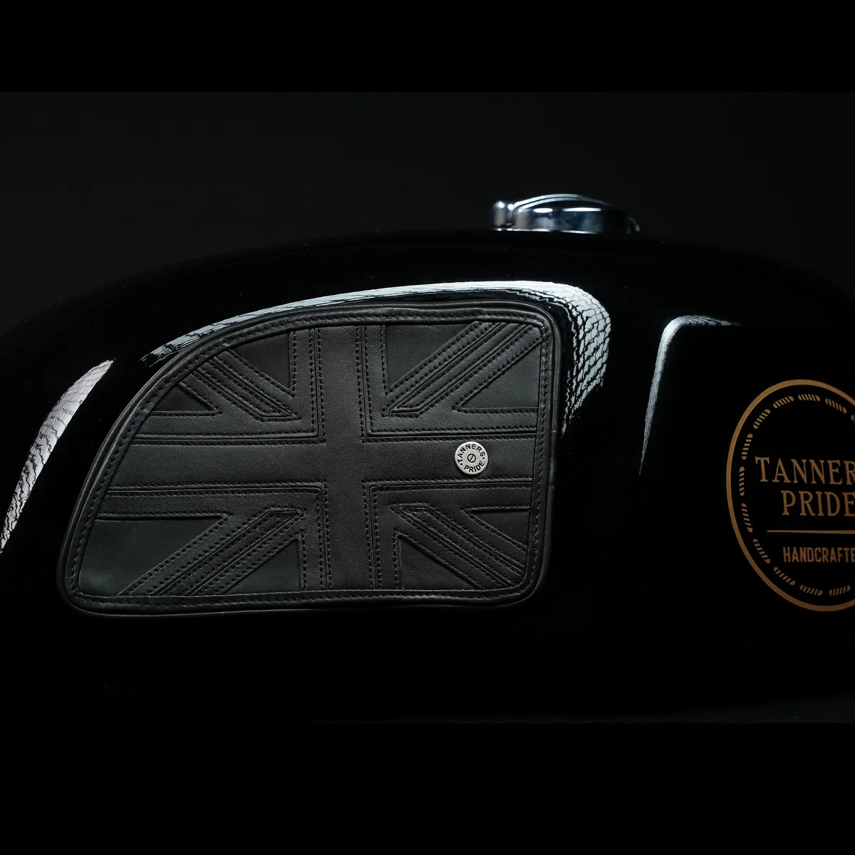 Tanners Pride Union Jack Tankpad (GT 650) - Midnight Black Handcrafted Full-Grain Leather (View 11)