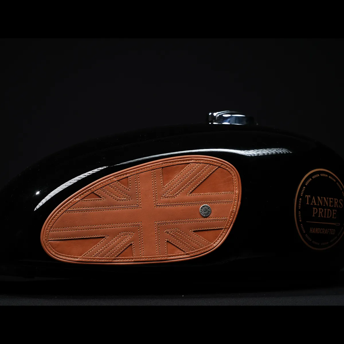 Tanners Pride Union Jack Tankpads (Interceptor 650) - Natural Tan Handcrafted Full-Grain Leather (View 4)
